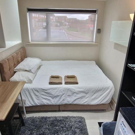 Oleon Apartments - Colchester Extérieur photo
